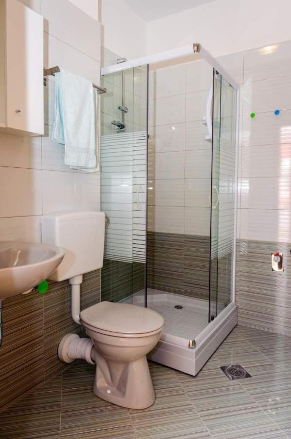 Apartments Ljuba دوبا المظهر الخارجي الصورة