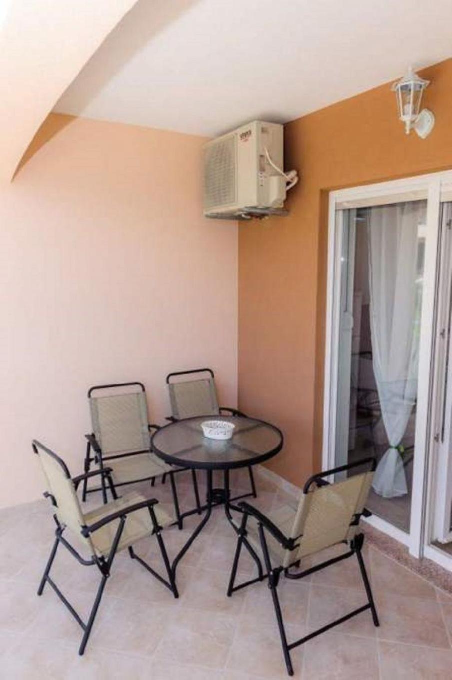 Apartments Ljuba دوبا المظهر الخارجي الصورة